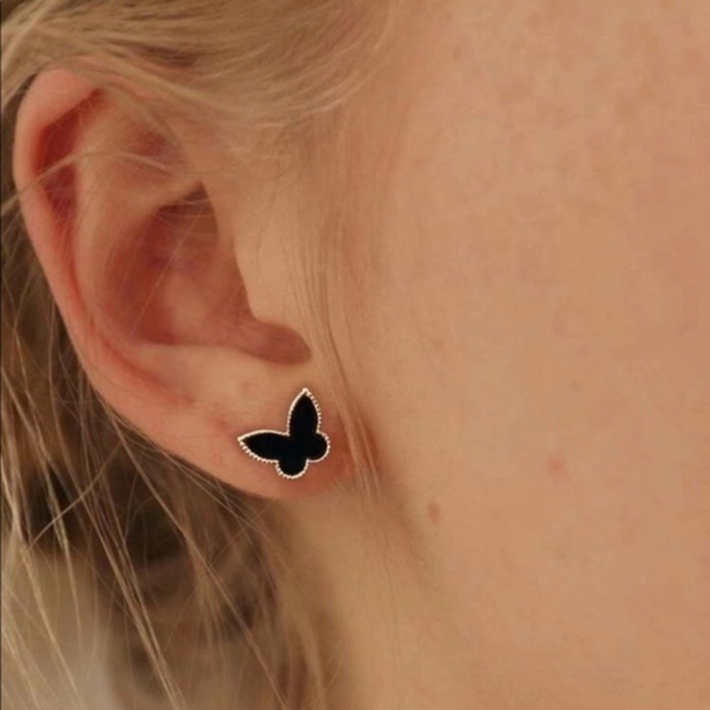 3/$30 💛 Butterfly Stud Earrings